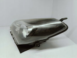Toyota Yaris III LIFT 14- LAMPA LEWA PRZÓD PRZEDNIA SOCZEWKA KOITO 0D-160