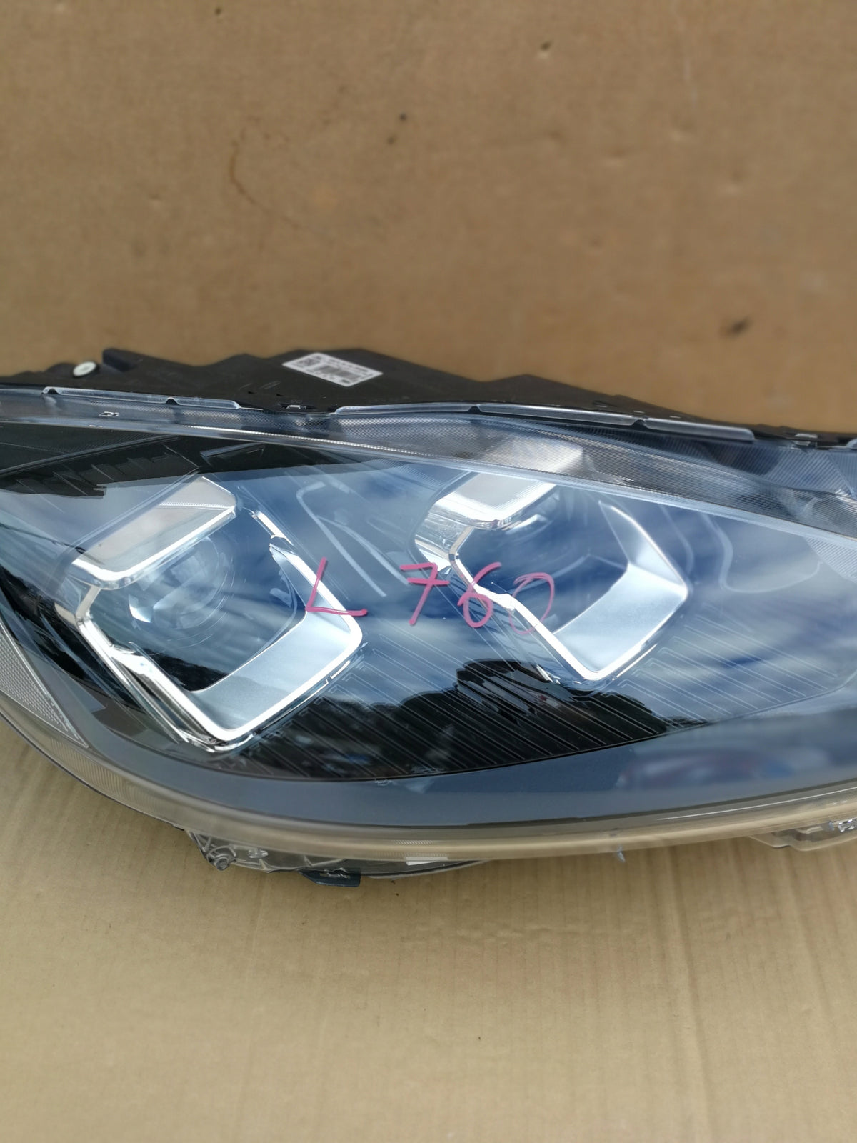 Ford Kuga MK3 III 19- Feu Avant Droite Avant Full LED LV4B-13E016-Ah — photo 3 sur 12