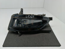 Laden Sie das Bild in den Galerie-Viewer, VW GOLF VII LIFT 17- NEBELSCHEINWERFER RECHTS VORNE 5G0941662F