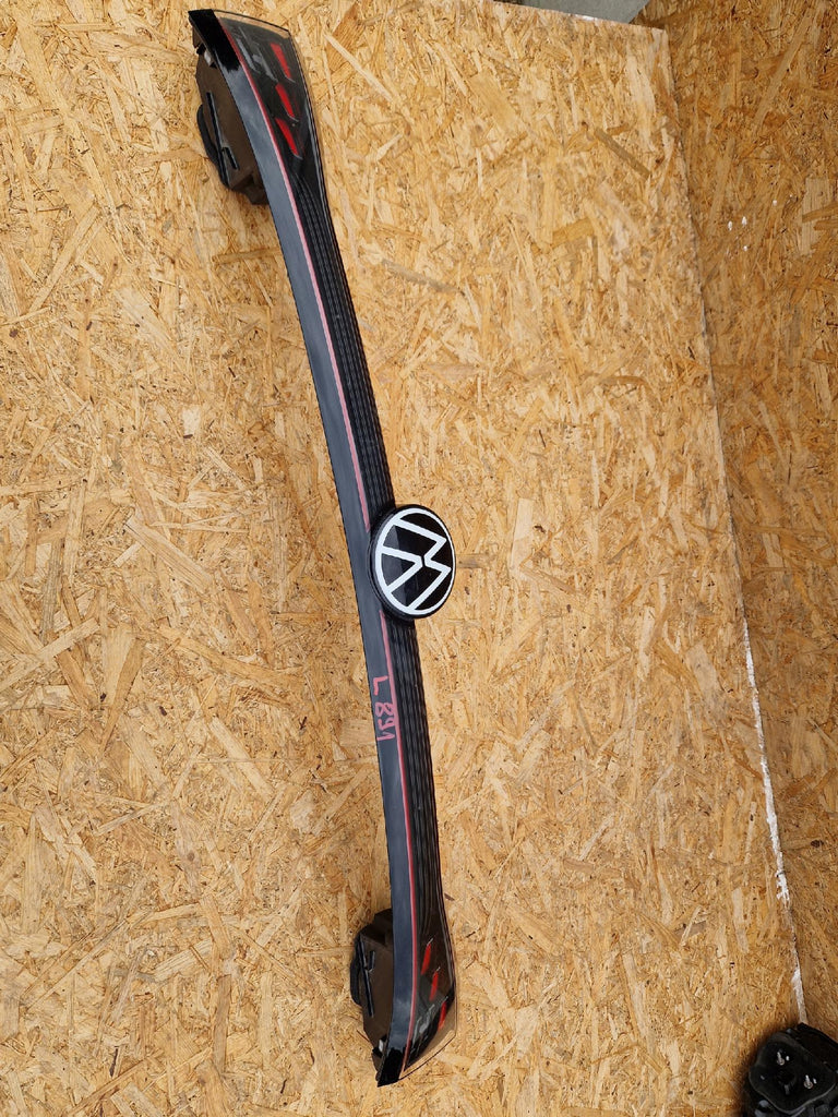 VW ID4 ID.4 RÜCKLEUCHTE HINTEN 11A945307B BLENDE