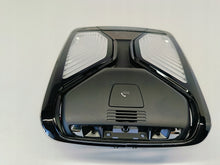 Laden Sie das Bild in den Galerie-Viewer, BMW 3 G20 G21- LAMPKA PODSUFITKI OŚWIETLENIE KABINY SOS 5A43484-01