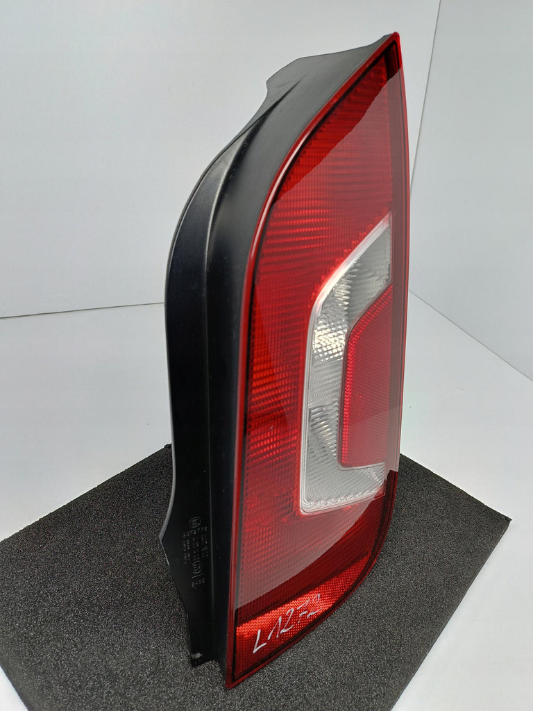 VOLKSWAGEN UP UP! 11- LAMPA PRAWA TYLNA PRAWY TYŁ 1S0945096G