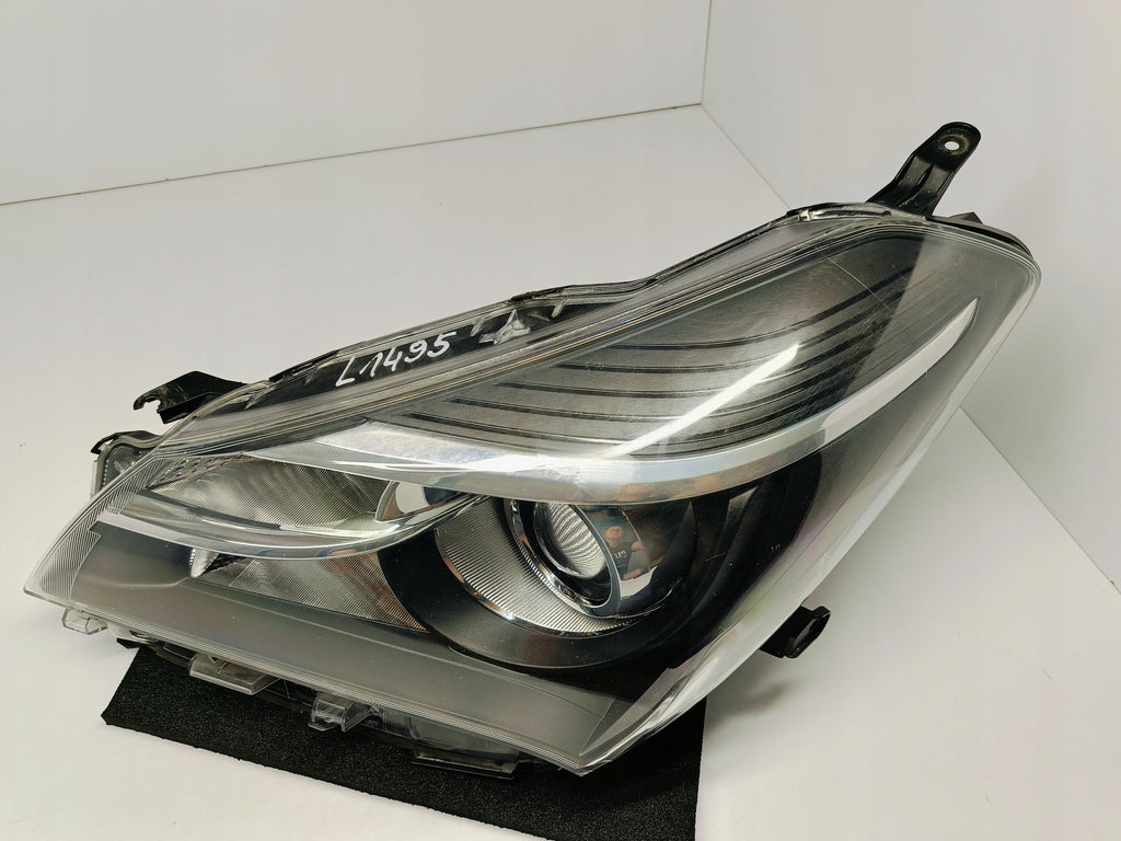 TOYOTA YARIS III LIFT 14- SCHEINWERFER LINKS VORNE KOITO OD-160