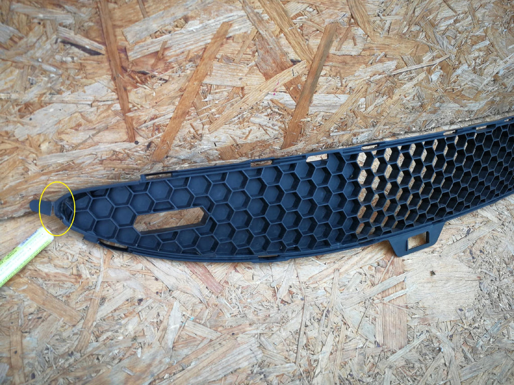PEUGEOT 206 03- ATRAPA KRATKA GRILL ZDERZAKA PRZÓD 9648291877