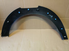 Laden Sie das Bild in den Galerie-Viewer, CITROEN C4 CACTUS LIFT 17- RADHAUSVERKLEIDUNG HINTEN LINKS 9819474277