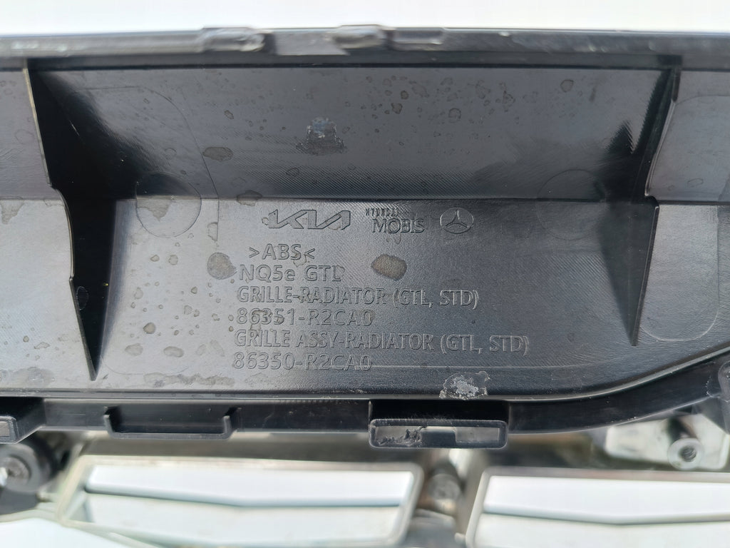 KIA SPORTAGE V 5 GT 21- ATRAPA GRILL KRATKA ZDERZAKA PRZEDNIEGO 86350-R2CA0