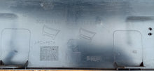 Laden Sie das Bild in den Galerie-Viewer, VOLKSWAGEN PASSAT B6 05- KÜHLERGRILL STOSSFÄNGER VORNE 3C0853651AD