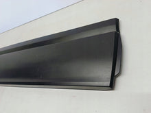 Load image into Gallery viewer, Mazda MX-30 20- LISTWA DRZWI PRAWY PRZÓD PRAWA PRZEDNIA DN4E-51RA1
