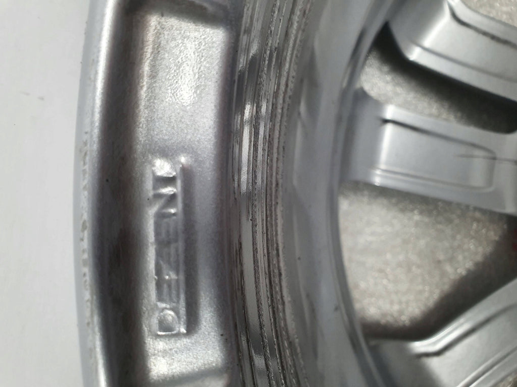 Toyota Avensis AURIS ALUFELGE 6.5x16 ET45 5x114.3 DEZENT KBA52616