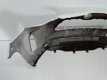 Laden Sie das Bild in den Galerie-Viewer, Toyota Yaris Cross 20- STOSSSTANGE VORNE 52119-0DC20