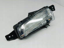 Load image into Gallery viewer, SUZUKI VITARA 15- HALOGEN DRL PRAWY LAMPA PRAWA ŚWIATŁO STANLEY LED W1378