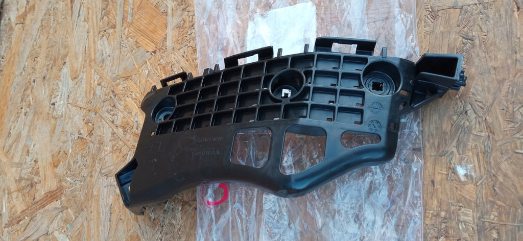 TOYOTA C-HR CHR 16- ŚLIZG MOCOWANIE ZDERZAKA LEWY PRZÓD NOWY 52536-F4010