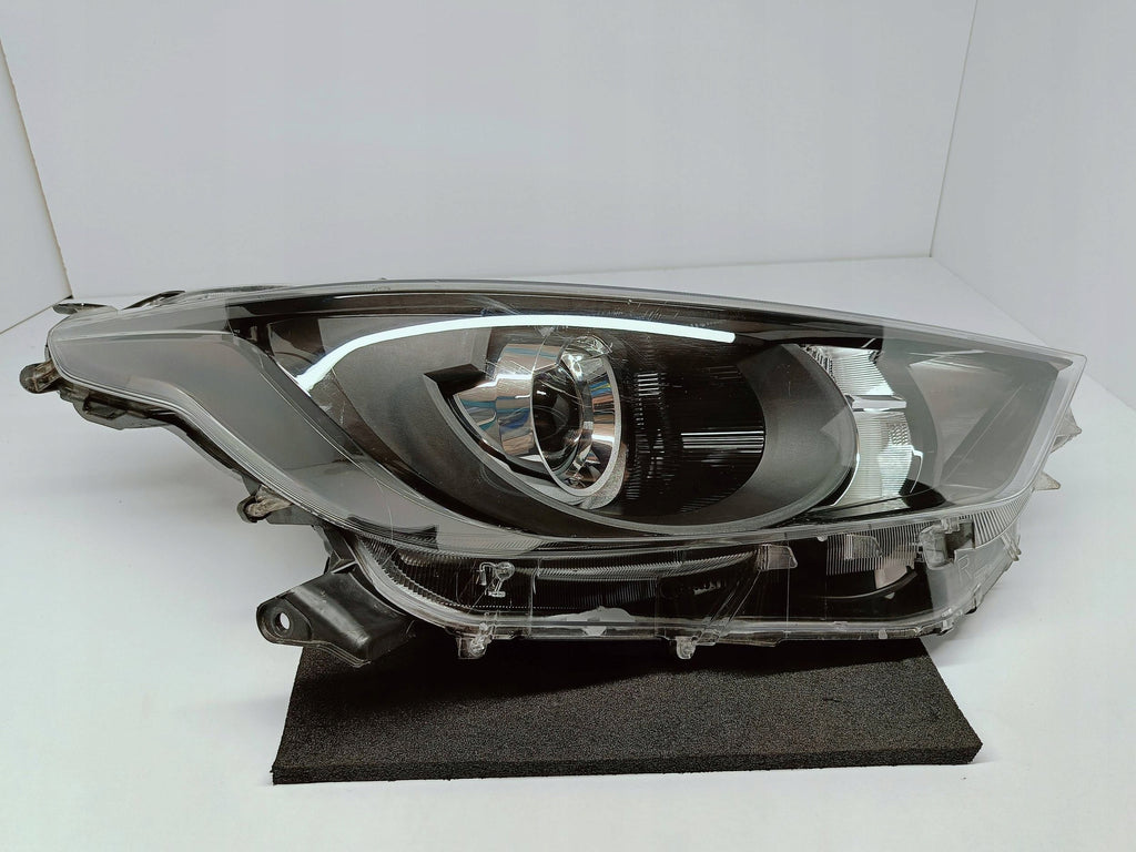 TOYOTA YARIS IV 4 P21 19-LAMPA REFLEKTOR PRAWY PRZÓD SOCZEWKA KOITO K0-6 EU