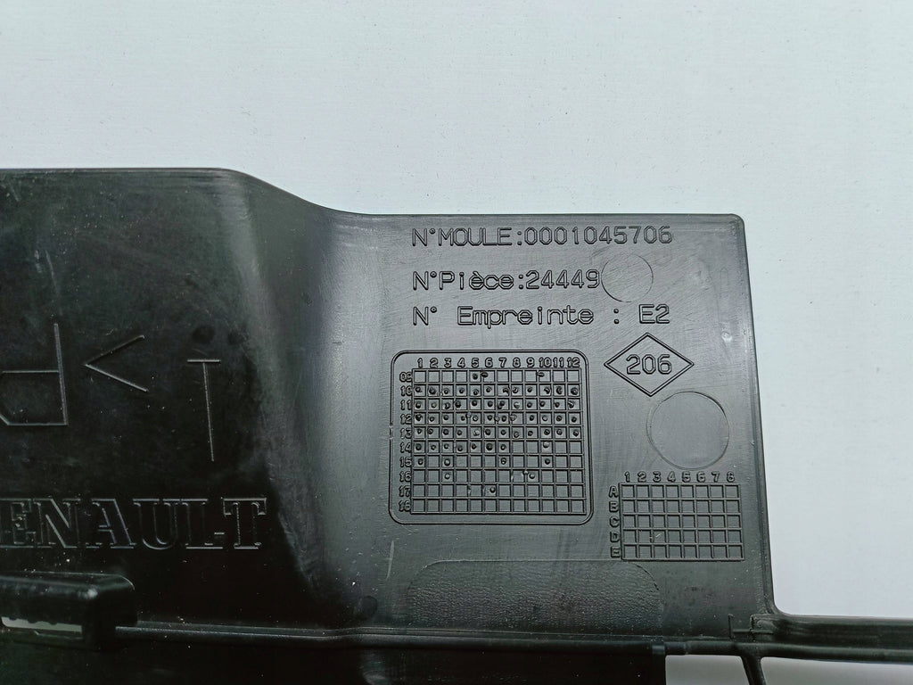 Renault Master III 3 10- KRATKA ATRAPA GRILL ZDERZAKA PRZEDNIEGO 622547647R
