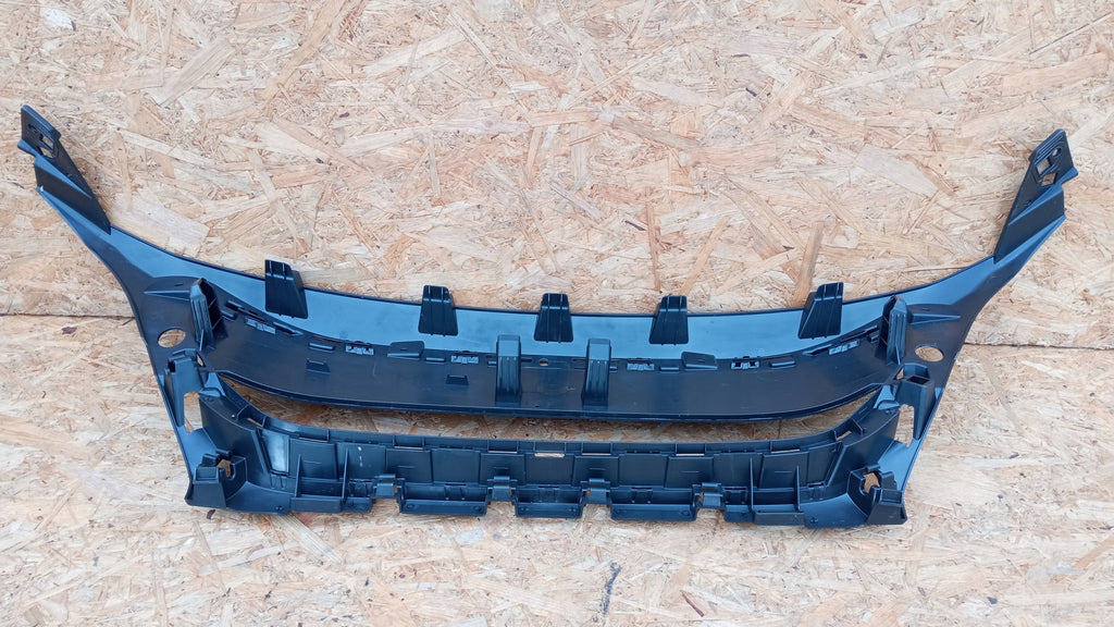 PEUGEOT 3008 II KÜHLERGRILL GITTER RAHMEN VORNE