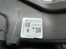 Załaduj zdjęcie do przeglądarki galerii, TESLA MODEL 3 M3 17-HALOGEN DRL PRAWY LAMPA PRZECIWMGIELNA LED 1077396-00-C