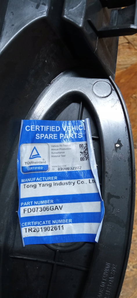 FORD FIESTA MKVII 08- ATRAPA GRILL ZDERZAKA PRZEDNIEGO FD07306GAV