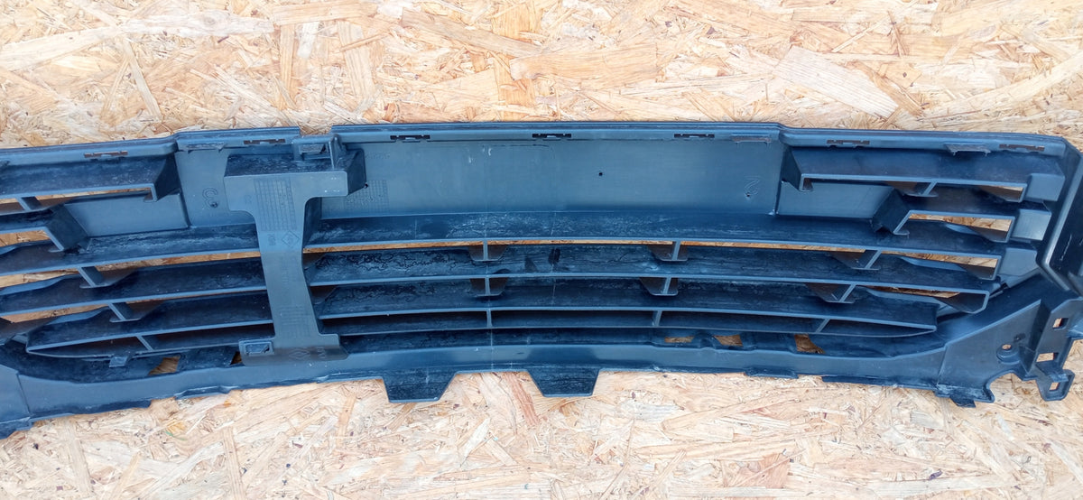 Renault Clio 4 IV Lift 16- Grille Grille Center Grille 622541048R — photo 7 of 9