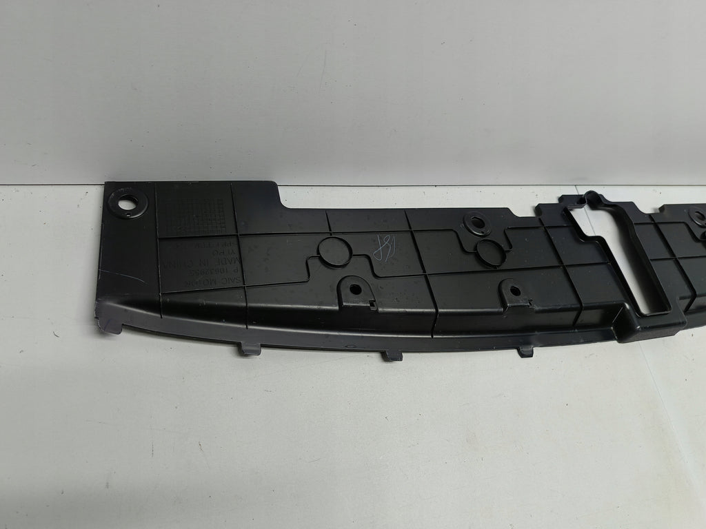 MG ZS LIFT 19- OSŁONA NAKŁADKA GÓRNA MASKOWNICA PASA PRZEDNIEGO 10632955