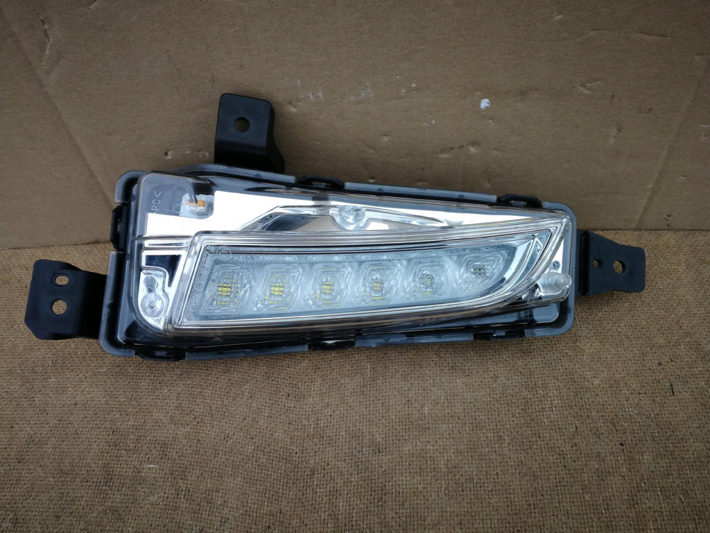SUZUKI VITARA 15- HALOGEN TFL RECHTS LAMPE RECHTS LICHT STANLEY W1378