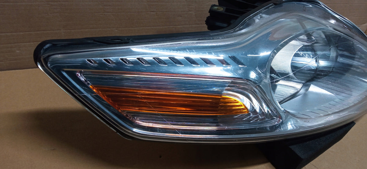 Ford Mondeo MK4 IV Lift 10- Lampa Prawa Przód Przednia EU BS71-13W029-Ad — zdjęcie 4 z 11