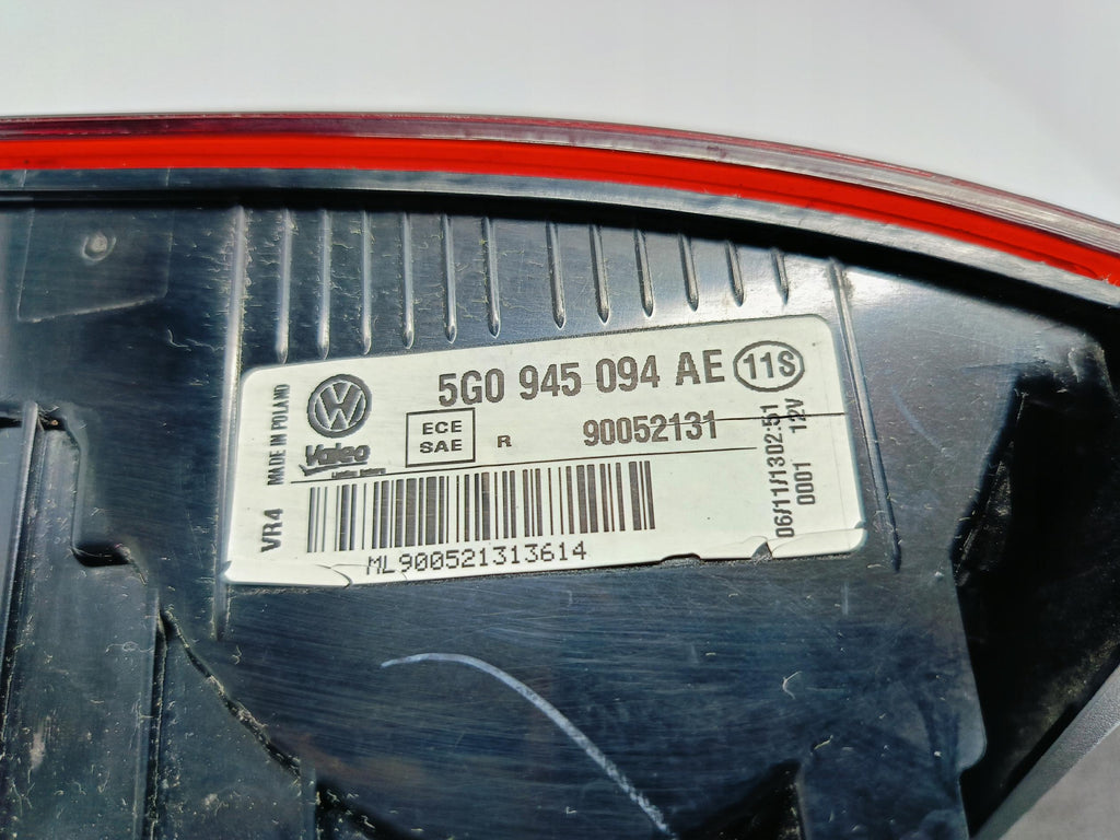 VOLKSWAGEN GOLF VII 7 HB 12- LAMPA KLAPY BAGAŻNIKA PRAWY TYŁ 5G0945094AE