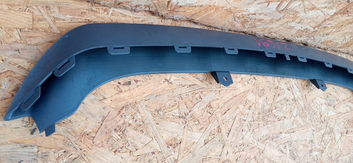 Ford Focus MK3 ST Lift 14- Dokładka Listwa Zderzaka Przód F1EJ-17F017-A1 — zdjęcie 6 z 7