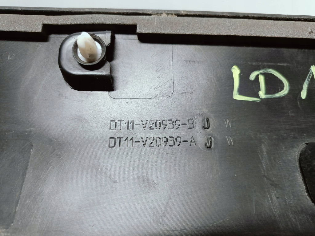 Ford Transit Tourneo Connect 13- TÜRZIERLEISTE LINKS VORN DT11-V20939-BJW