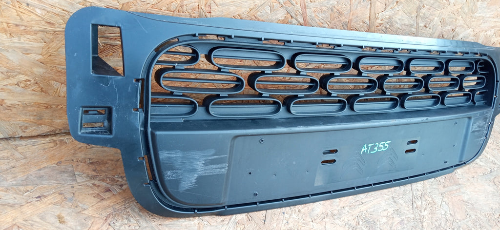 CITROEN C3 III 16- ATRAPA KRATKA ŚRODKOWA GRILL ZDERZAKA PRZÓD 9812061877