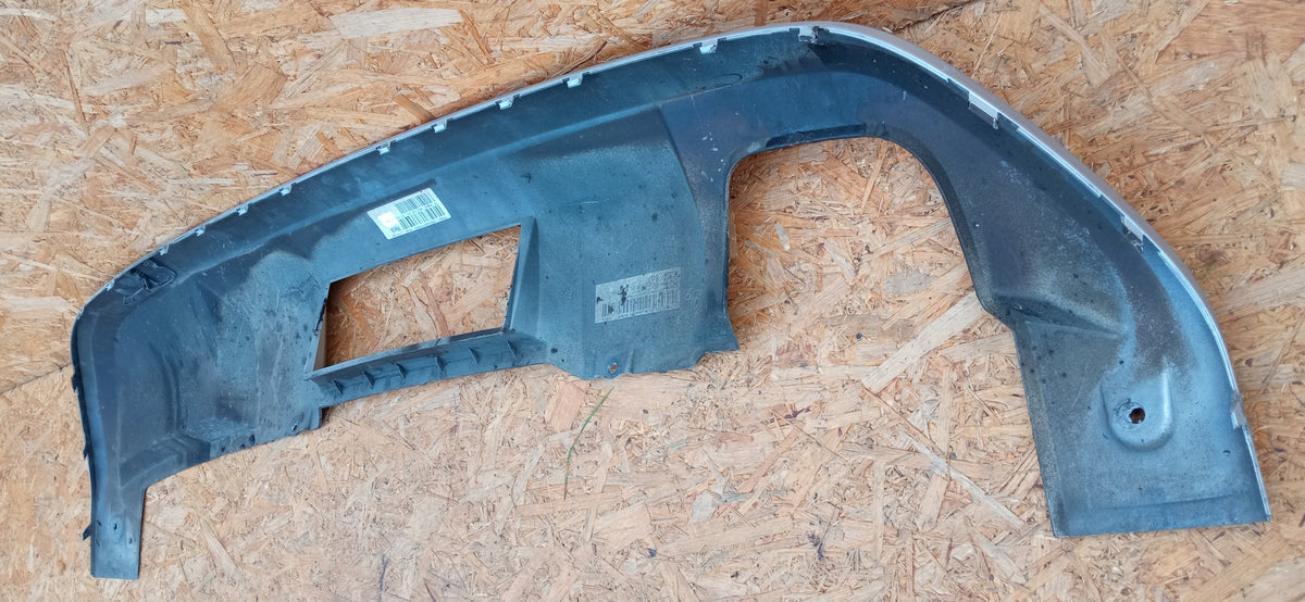 Audi Q2 16- Diffuser Filler Panel Spoiler Rear Bumper 81A807521 — photo 6 of 10