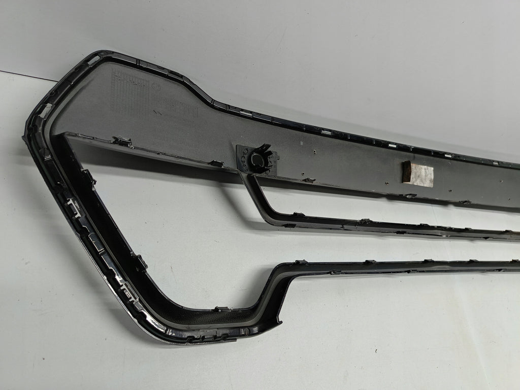 BMW X1 U11 M-PAKIET 22- KRATKA ATRAPA GRILL ZDERZAKA PRZÓD PDC 51119881918