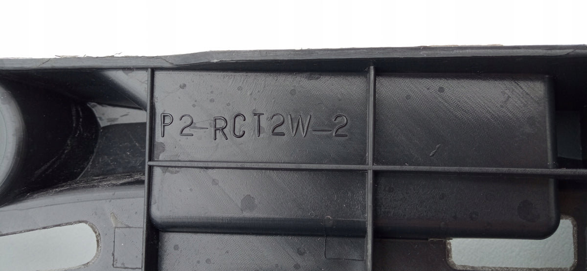 Renault Captur I 17- Guide Bracket Center Rear Bumper P2-RCT2W-2 — photo 9 of 9