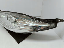 Laden Sie das Bild in den Galerie-Viewer, FORD FIESTA MK7 LIFT 12- LAMPA LEWA PRZÓD SOCZEWKA + LED 20-201-01120