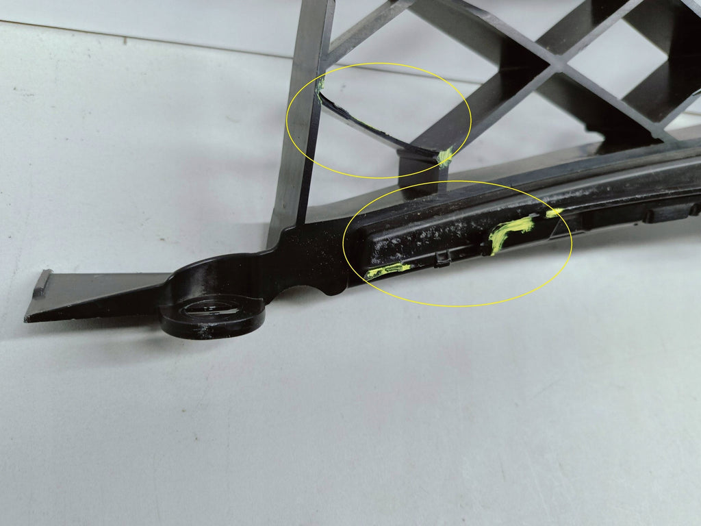 Peugeot 2008 II 19- HALTER HALTERUNG STOßSTANGE HINTEN 9825842380