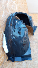 Załaduj zdjęcie do przeglądarki galerii, OPEL CORSA F19- NADKOLE LEWY PRZÓD LEWE PRZEDNIE 39185066 9329464680