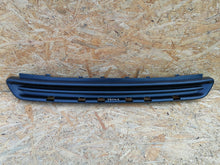 Load image into Gallery viewer, PEUGEOT 308 LIFT 11- ATRAPA KRATKA ŚRODKOWA GRILL ZDERZAKA PRZÓD 9674675177