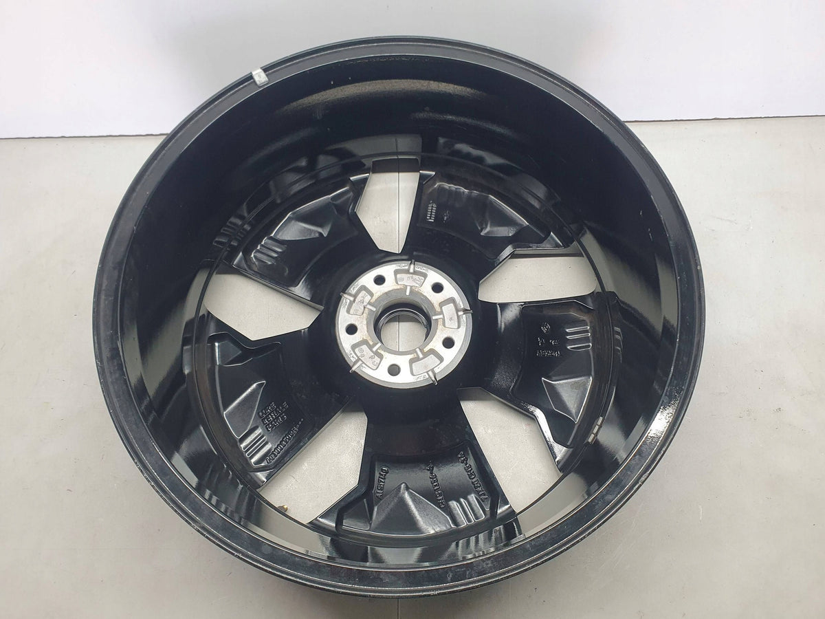 Renault Megane V E-Tech Jante Aluminium 7.0"x20" 5x114.3 ET34 403008508R — photo 14 sur 16