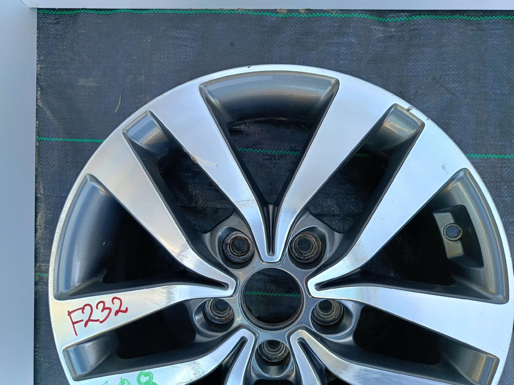 FELGA ALUMINIOWA HYUNDAI I30 I40 52910-G4200 6.5X16 5X114.3 ET50
