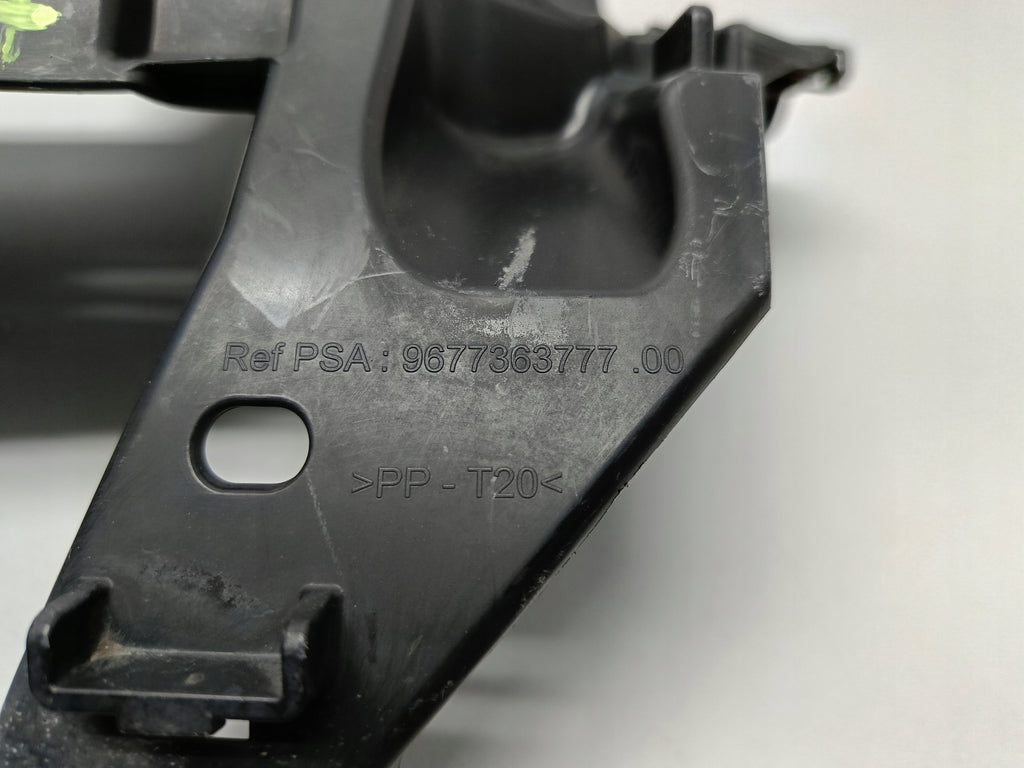 PEUGEOT 308 II T9 13- WZMOCNIENIE GÓRNE STELAŻ PAS CZASZA 9677363777