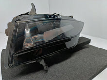 Laden Sie das Bild in den Galerie-Viewer, VW GOLF VII LIFT 17- NEBELSCHEINWERFER RECHTS VORNE 5G0941662F