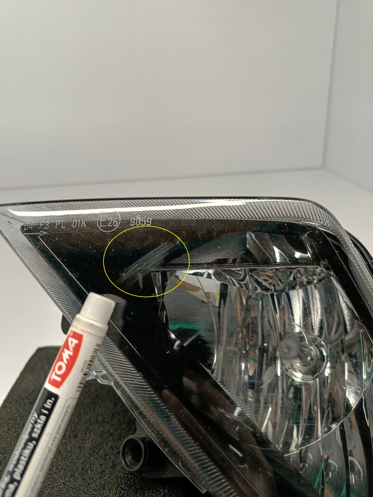 SEAT IBIZA V 5 6F 17- HALOGEN LAMPA PRZECIWMGIELNA LEWY PRZÓD H8 6F0941701A