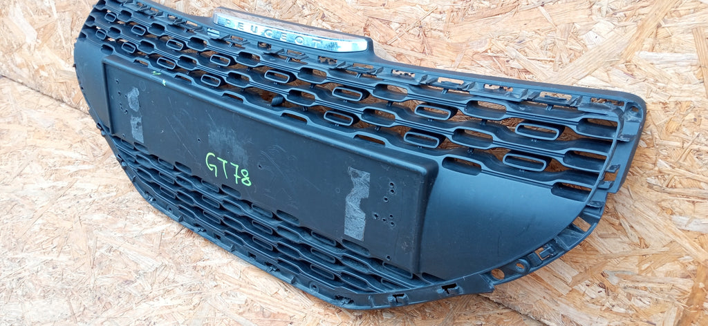 PEUGEOT 208 I 12- KÜHLERGRILL STOSSSTANGE VORNE 9672794377