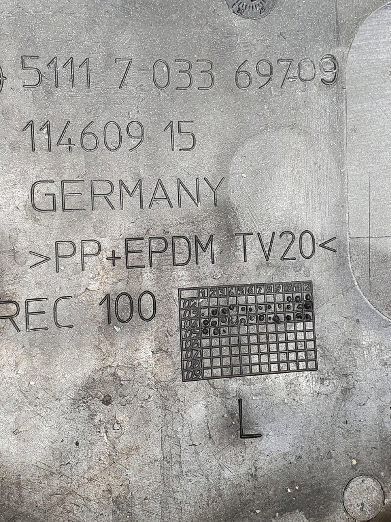 Zderzak przedni Przód BMW 5 E60 E61 7111739