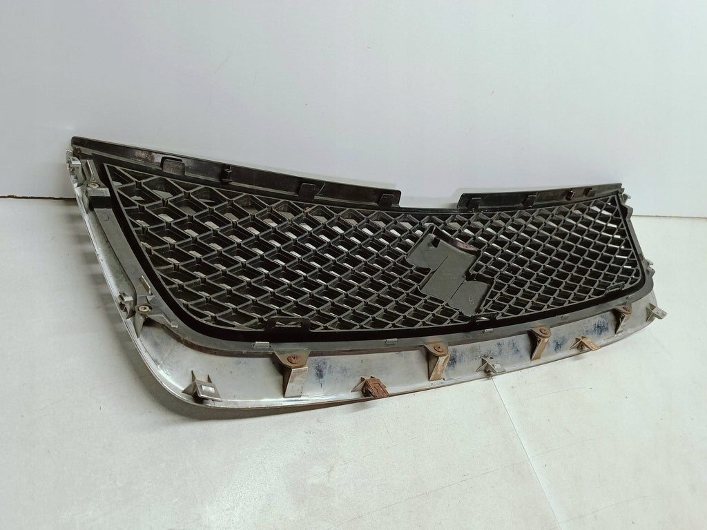 Suzuki Grand Vitara II 05- ATRAPA GRILL ZDERZAKA PRZÓD CHROM 71741-65J0