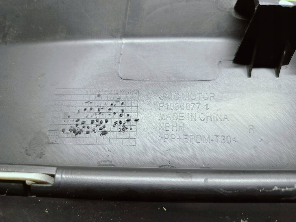 MG ZS 17- LISTWA NAKŁADKA DRZWI PRAWA TYŁ PRAWA TYLNA P10360774