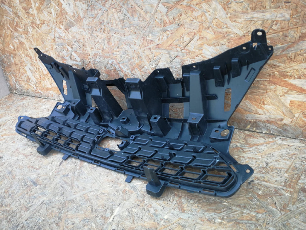 TOYOTA YARIS CROSS 20- ATRAPA KRATKA GRILL ZDERZAKA PRZÓD 53111-0DB20