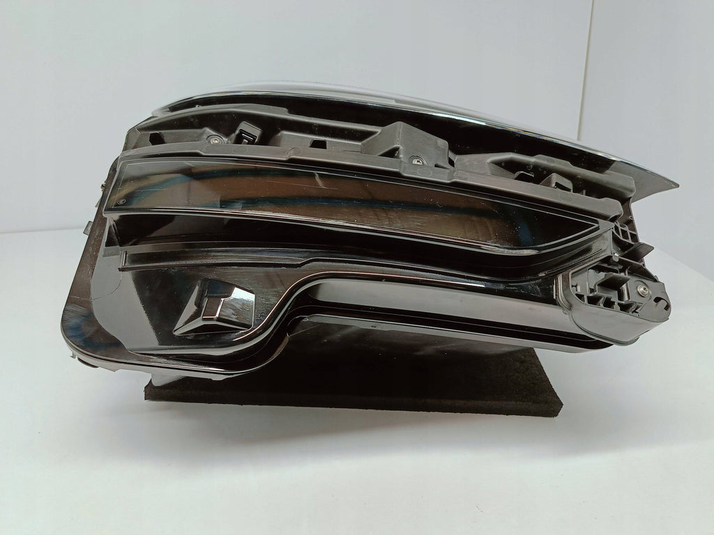 Tesla Model Y LIFT Juniper 25- LAMPA PRAWA PRZÓD FULL LED EU 1918351-00-D