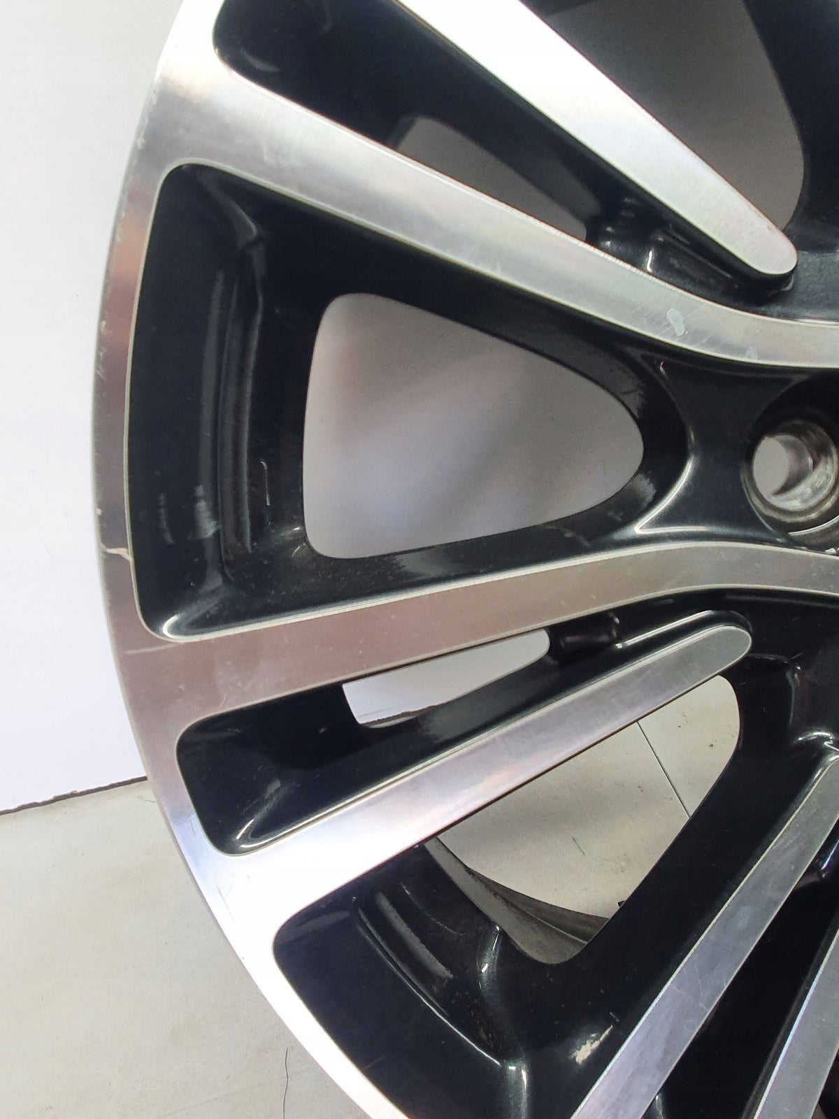 Mitsubishi Space Star Felga Aluminiowa 15 Cali 5x15 ET46 4x100 4250D418 — zdjęcie 8 z 16