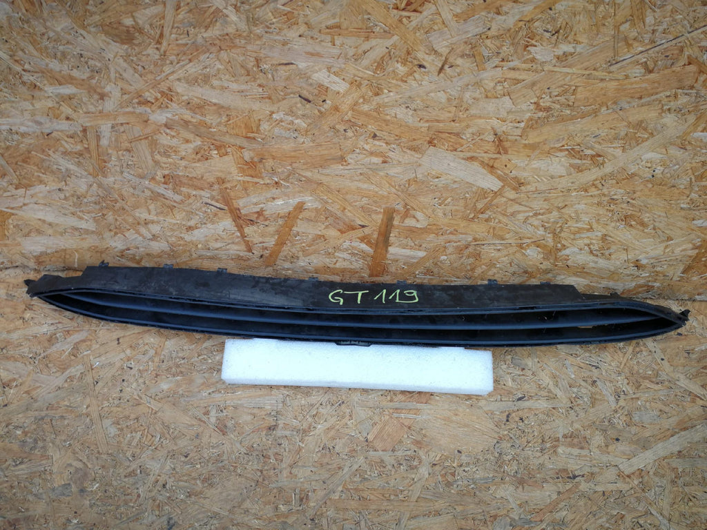 OPEL CORSA E 14- ATRAPA KRATKA DOLNA GRILL ZDERZAKA PRZÓD 13432002