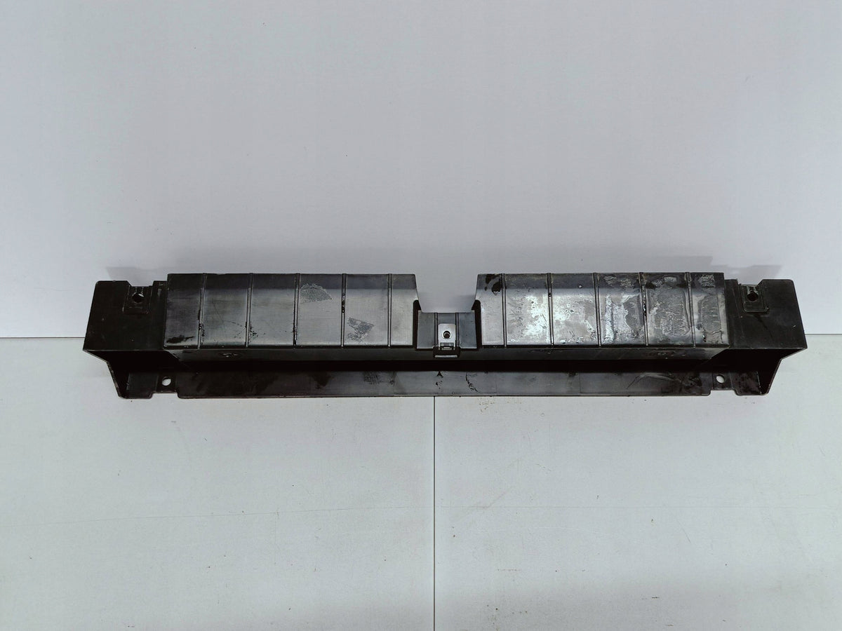 Renault Megane E-Tech 22- Gleitstück Halter Mittlere Vorne Stossstange 622409247R — Foto 5 von 12